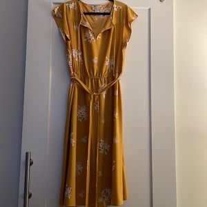 Yellow dress with tie waist